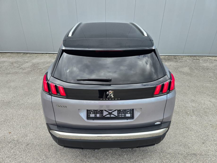 Peugeot 3008 1,2 Allure 130 KS, 1. vl., Top Stanje, Veliki servis!, fotografija 5