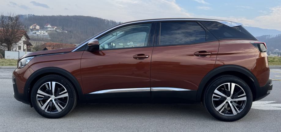 Peugeot 3008 1,2 Allure,god.06/2017,SERVISNA,90000KM, fotografija 5
