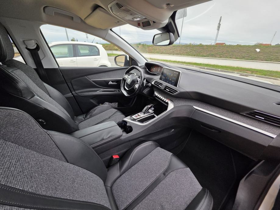 Peugeot 3008 1,2 Automatik//Perla Bijeli//Servisna//Nov Nov//, fotografija 8