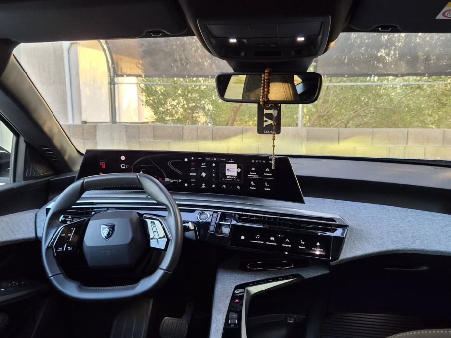 Peugeot 3008 1,2 automatik, fotografija 7