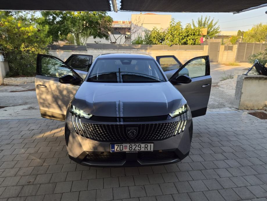 Peugeot 3008 1,2 automatik, fotografija 6