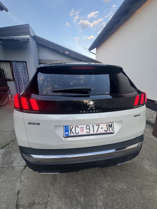 Peugeot 3008 1,2 GT - LINE, fotografija 2