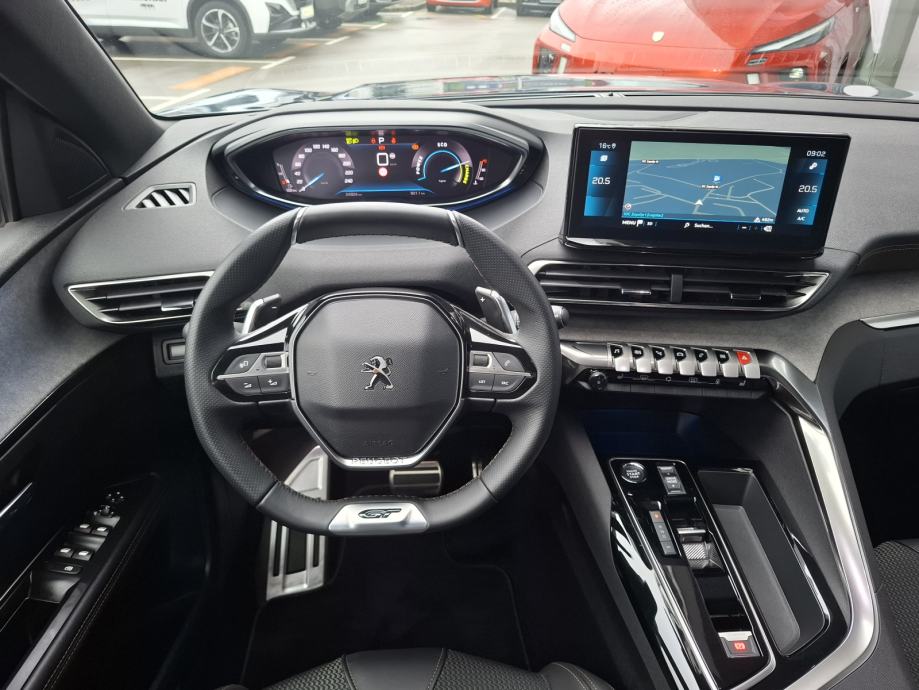 Peugeot 3008 1.2 MHEV 136 GT OPREMA Avtomatik + VLEČNA KLJUKA, fotografija 11
