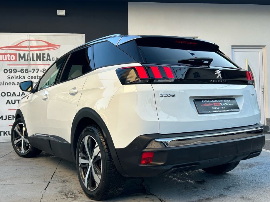 Peugeot 3008 1,2 PureTech 2019G./CROS WAY/OPREMA 117tkm KUPLJEN HR.TOP, fotografija 11