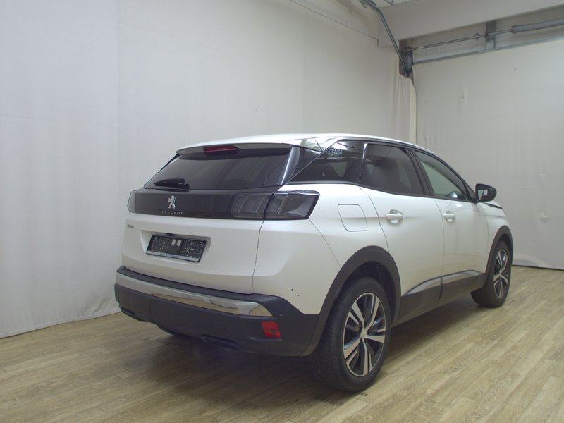 Peugeot 3008 1.2 PureTech Allure • LED • digitalni instrumenti, fotografija 4