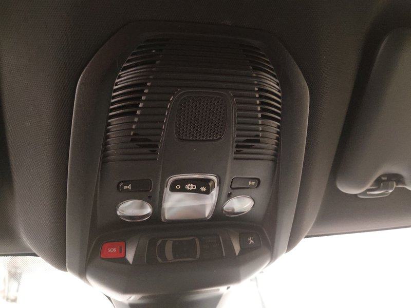 Peugeot 3008 1.2 PureTech Allure • LED • digitalni instrumenti, fotografija 13