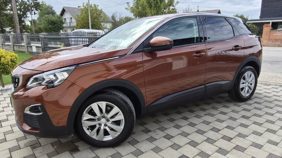 Peugeot 3008 1,2 PureTech automatik 130 KS - STYLE - KAO NOVI -, fotografija 6