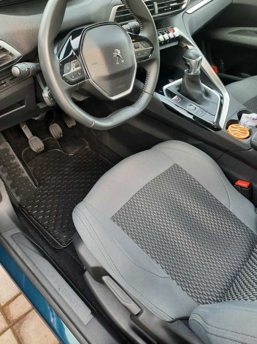 Peugeot 3008 1,2 PureTech, fotografija 5