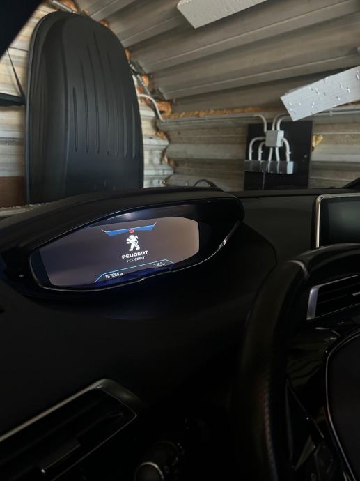 Peugeot 3008 1,2 PureTech, fotografija 6
