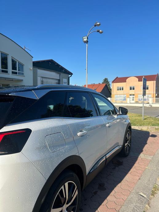 Peugeot 3008 1,2 PureTech, fotografija 4
