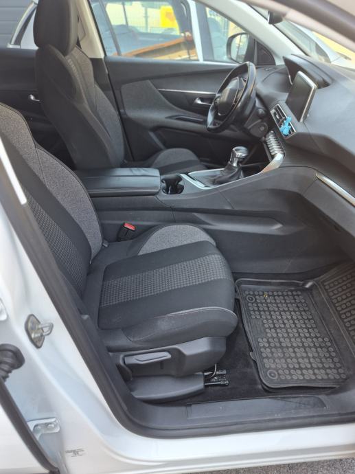 Peugeot 3008 1,2 PureTech, fotografija 11