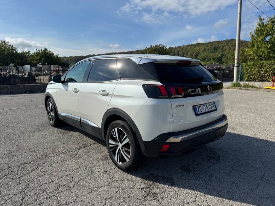 Peugeot 3008 1,2 PureTech, fotografija 4