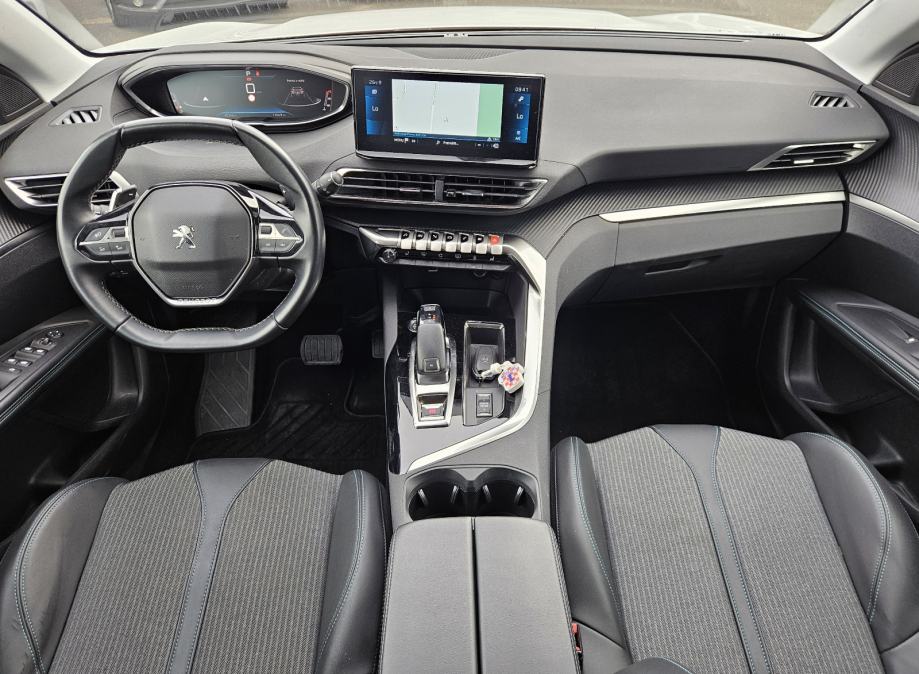 PEUGEOT 3008 1,2 TURBO 130 KS • AUTOMATIK • NOVI VELIKI I MALI SERVIS, fotografija 7