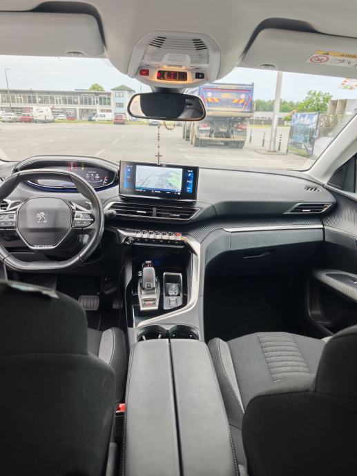 Peugeot 3008 1.5 BlueHDI, automatik, fotografija 4