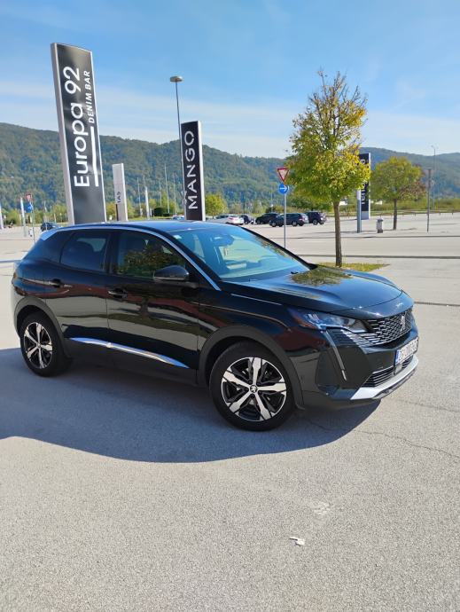 Peugeot 3008 1,5 automatik, fotografija 3