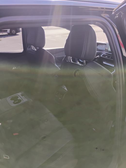 Peugeot 3008 1,5 automatik, fotografija 7