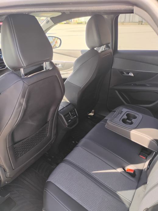 Peugeot 3008 1,5 automatik, fotografija 6