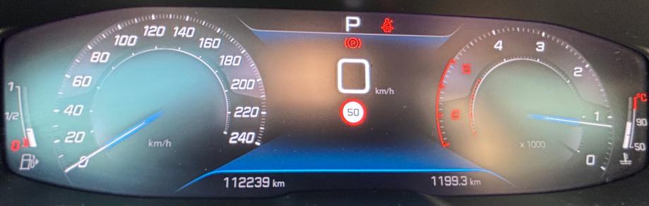 Peugeot 3008 1.5 BlueHDi 130 EAT8 Allure Pack REG do 09/27, fotografija 8