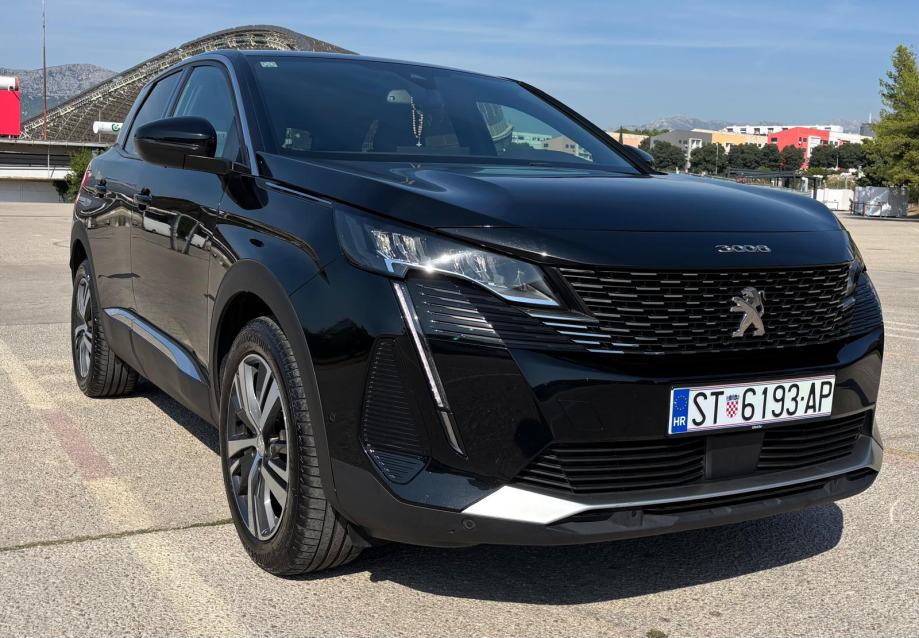 Peugeot 3008 1.5 BlueHDi 130 EAT8 Allure Pack REG do 09/27, fotografija 2