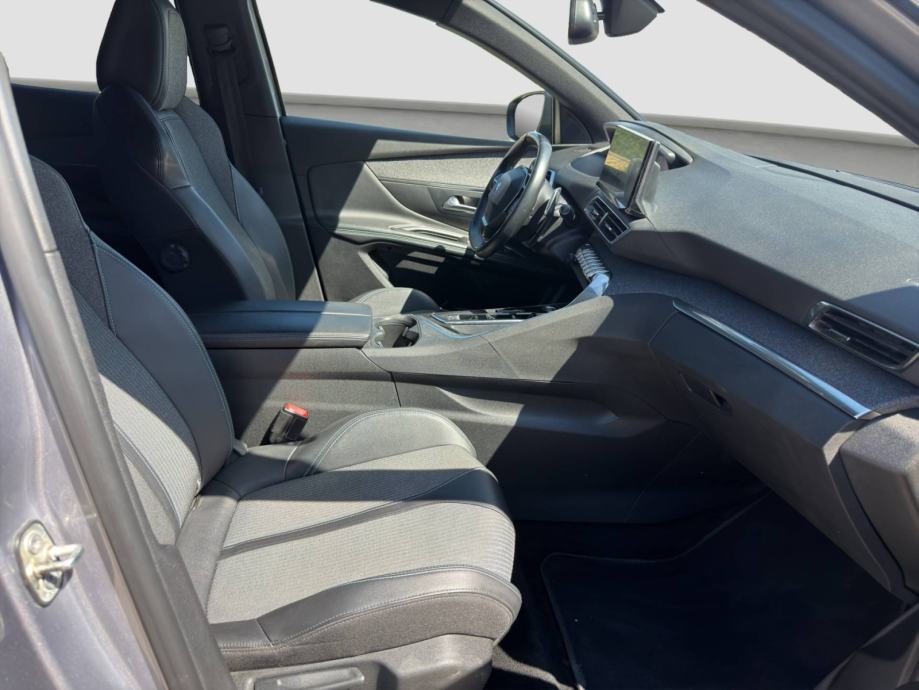 PEUGEOT 3008 1.5 BlueHDi 130 KS ALLURE AUTOMATIK *VOZILO S JAMSTVOM*, fotografija 12