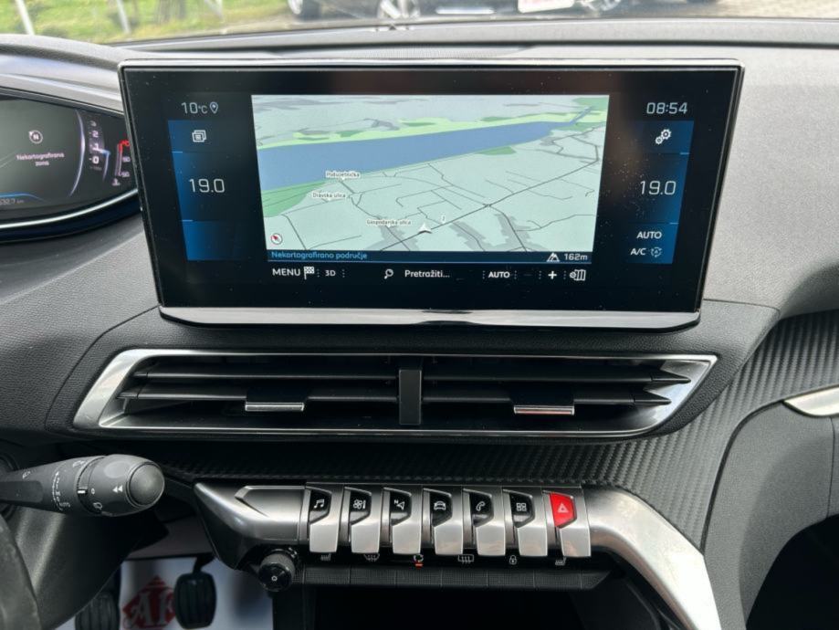 Peugeot 3008 1,5 BlueHDi 2022.,HR VOZILO, 1.VLASNIK, SERVISNA, KAMERA, fotografija 18