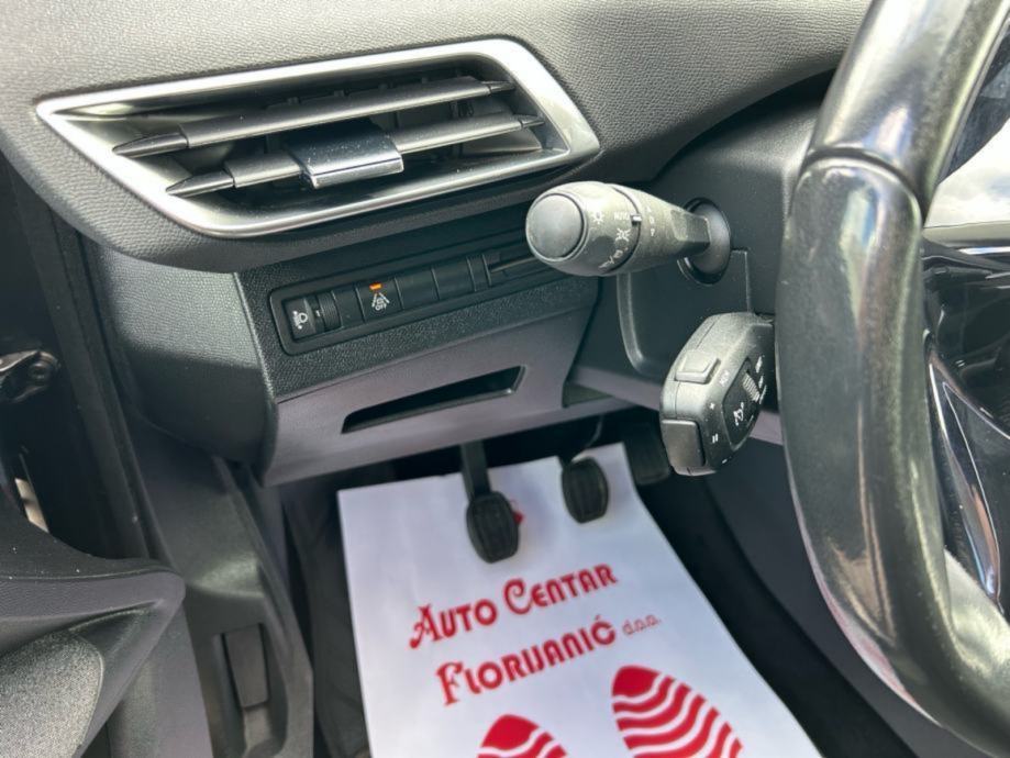 Peugeot 3008 1,5 BlueHDi 2022.,HR VOZILO, 1.VLASNIK, SERVISNA, KAMERA, fotografija 19