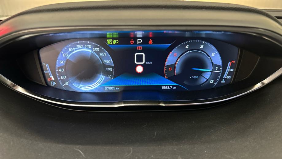 Peugeot 3008 1,5 BlueHDI ALLURE "97 700km"2019"AUTOMATIK", fotografija 7