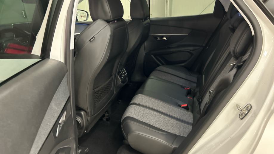 Peugeot 3008 1,5 BlueHDI ALLURE "97 700km"2019"AUTOMATIK", fotografija 9