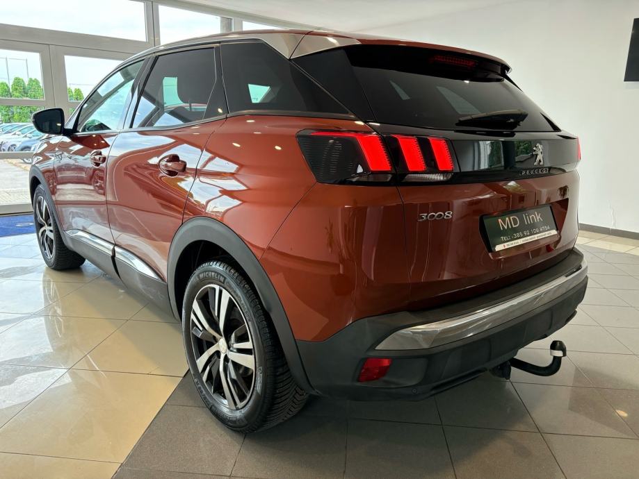 Peugeot 3008 1,5 BlueHDI Allure, pogled izvana - slika 4