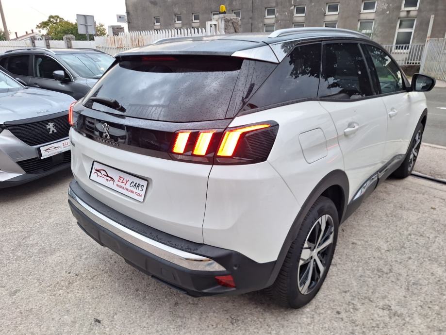 Peugeot 3008 1,5 BlueHDI automatik ALLUR /Virtual/Led, fotografija 5