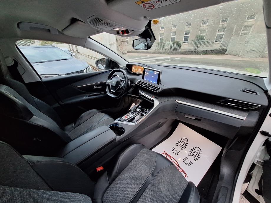 Peugeot 3008 1,5 BlueHDI automatik ALLUR /Virtual/Led, fotografija 16