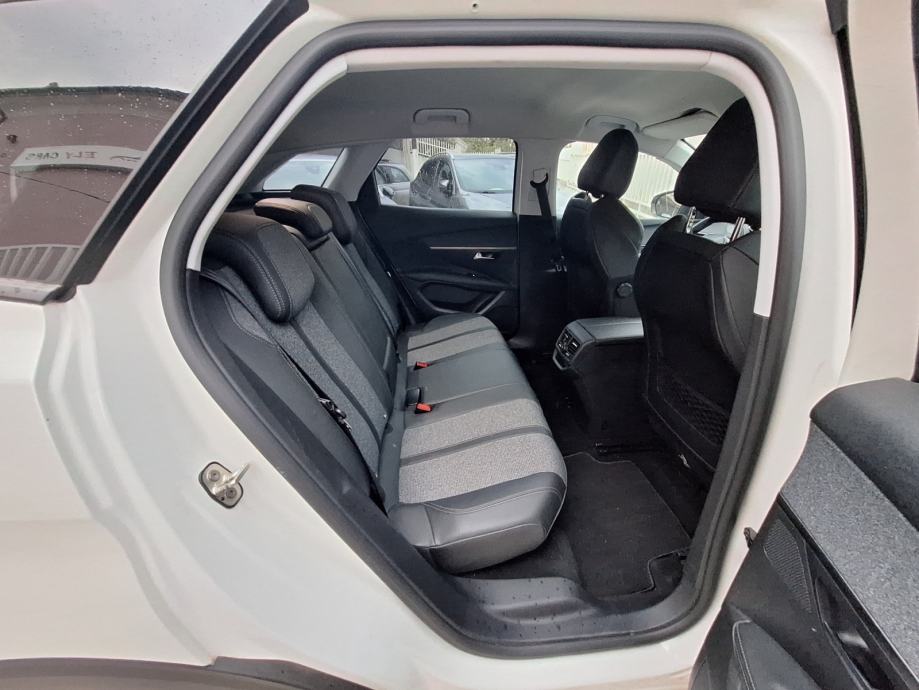 Peugeot 3008 1,5 BlueHDI automatik ALLUR /Virtual/Led, fotografija 17