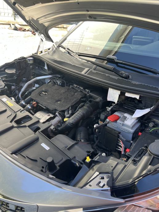 Peugeot 3008 1,5 BlueHDI automatik, fotografija 4