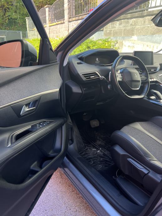 Peugeot 3008 1,5 BlueHDI automatik, fotografija 9