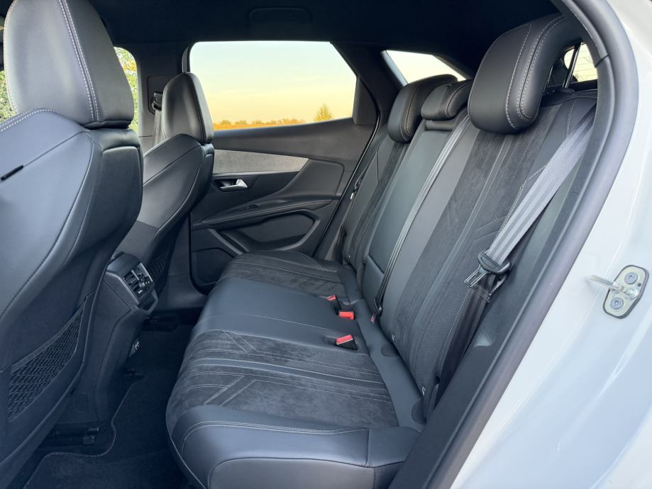 Peugeot 3008 1,5 BlueHDI GT LINE - LEASING BEZ UČEŠĆA, fotografija 12