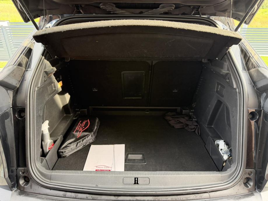 Peugeot 3008 1,5 BlueHDI GT line,park asist,crno nebo,novi lanac,servi, fotografija 11