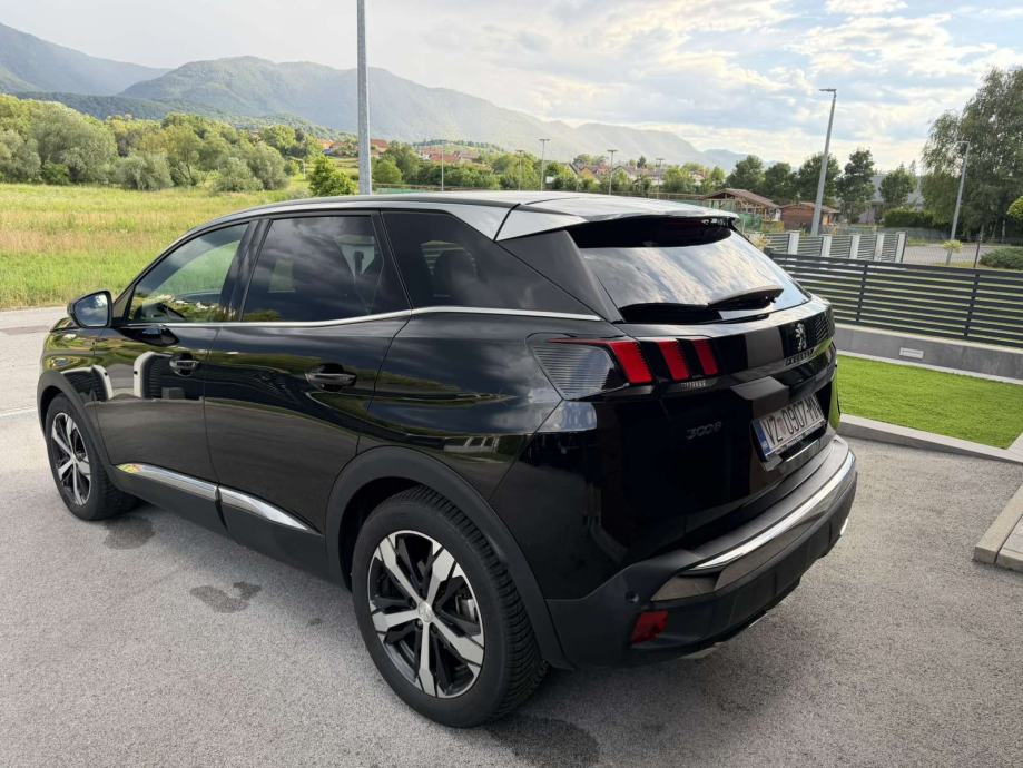 Peugeot 3008 1,5 BlueHDI GT line,park asist,crno nebo,novi lanac,servi, fotografija 6