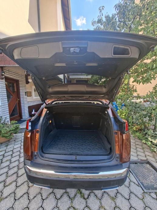 Peugeot 3008 1,5 BlueHDI- DIESEL, PRVI VLASNIK, fotografija 9