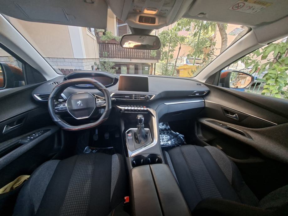 Peugeot 3008 1,5 BlueHDI- DIESEL, PRVI VLASNIK, fotografija 7