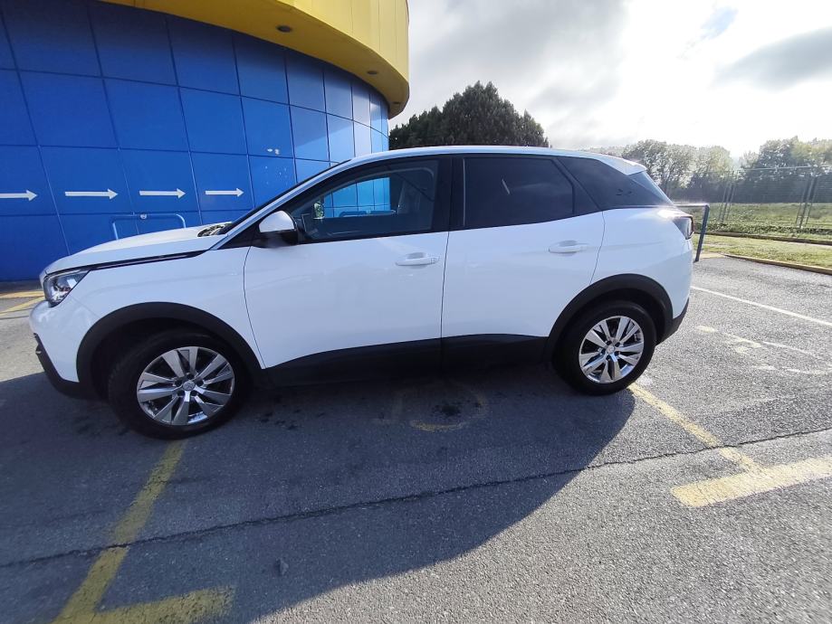 Peugeot 3008 1,5 BlueHDI, fotografija 8