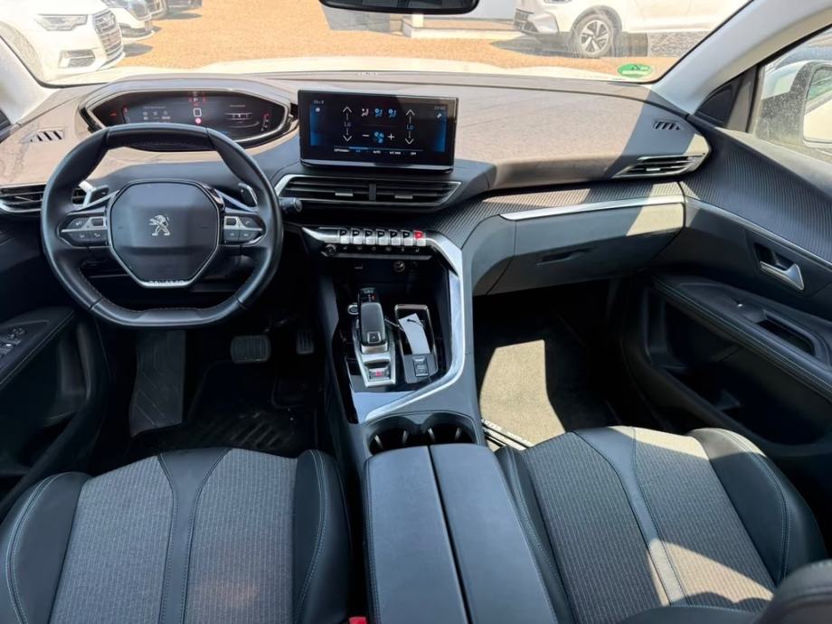 Peugeot 3008 1,5 D automatik, fotografija 14
