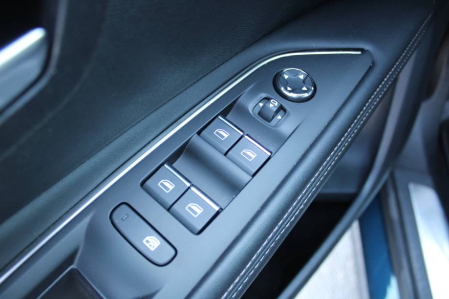 Peugeot 3008 1.5 HDi AUTOMATIK GT *LED, NAVIGACIJA, KAMERA*, fotografija 15