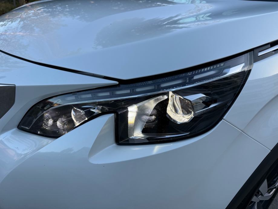 Peugeot 3008 1.5bluehdi*AUTOMATIK*VIRTUAL*NAVI*LED*REG07/27*, fotografija 4