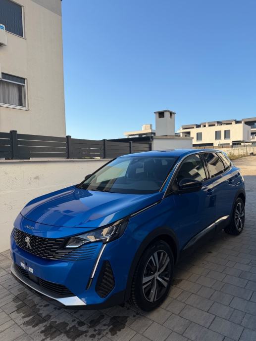 Peugeot 3008 1,5HDI 96kw 2022 Allure automatik, fotografija 2