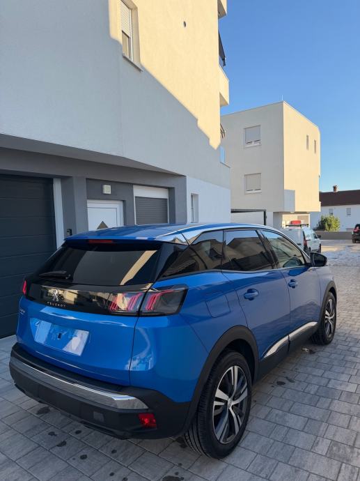 Peugeot 3008 1,5HDI 96kw 2022 Allure automatik, fotografija 3