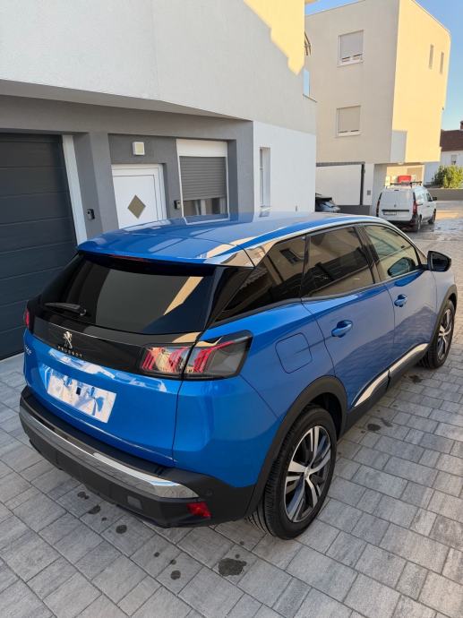 Peugeot 3008 1,5HDI 96kw 2022 Allure automatik, fotografija 6