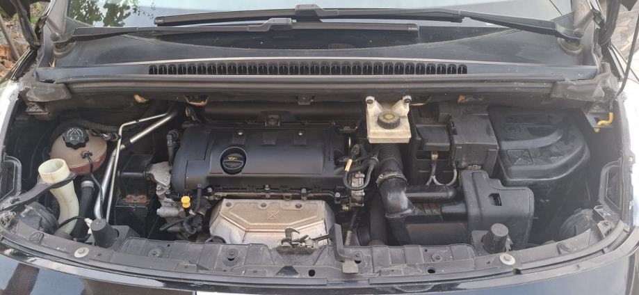 Peugeot 3008 1,6 16V VTI, fotografija 10