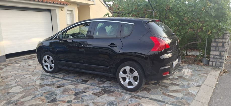 Peugeot 3008 1,6 16V VTI, fotografija 2