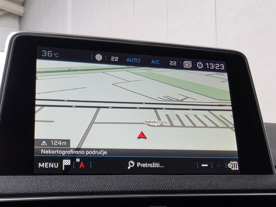 Peugeot 3008 1,6 BlueHDI 120 KS, AUTOMATIK, HR NAVI, REG 3/2027, fotografija 17