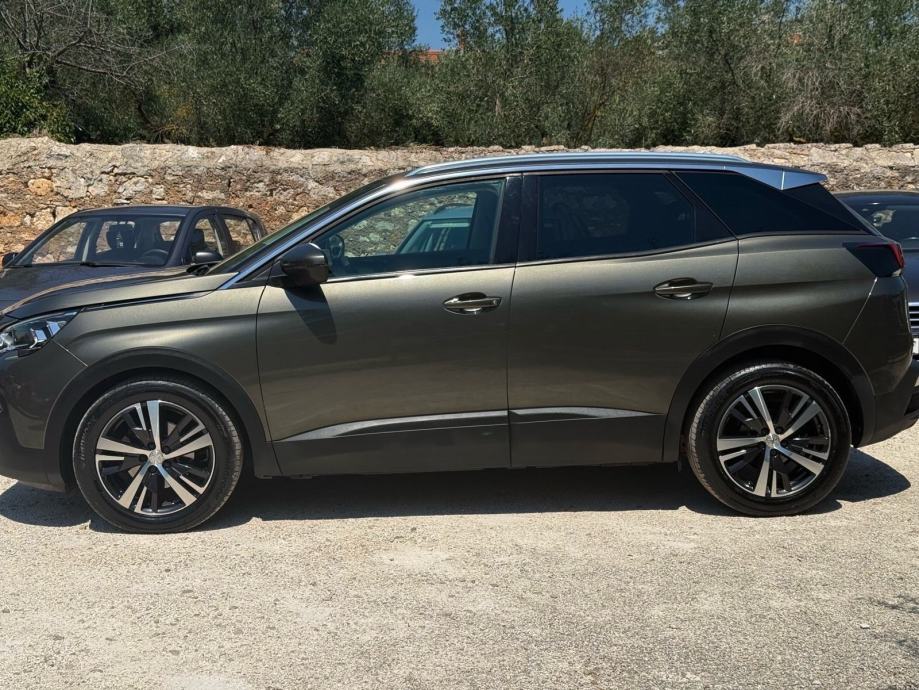 PEUGEOT 3008 1.6 BlueHDI Active *HR auto/registracija do 06. 2027.*, fotografija 4